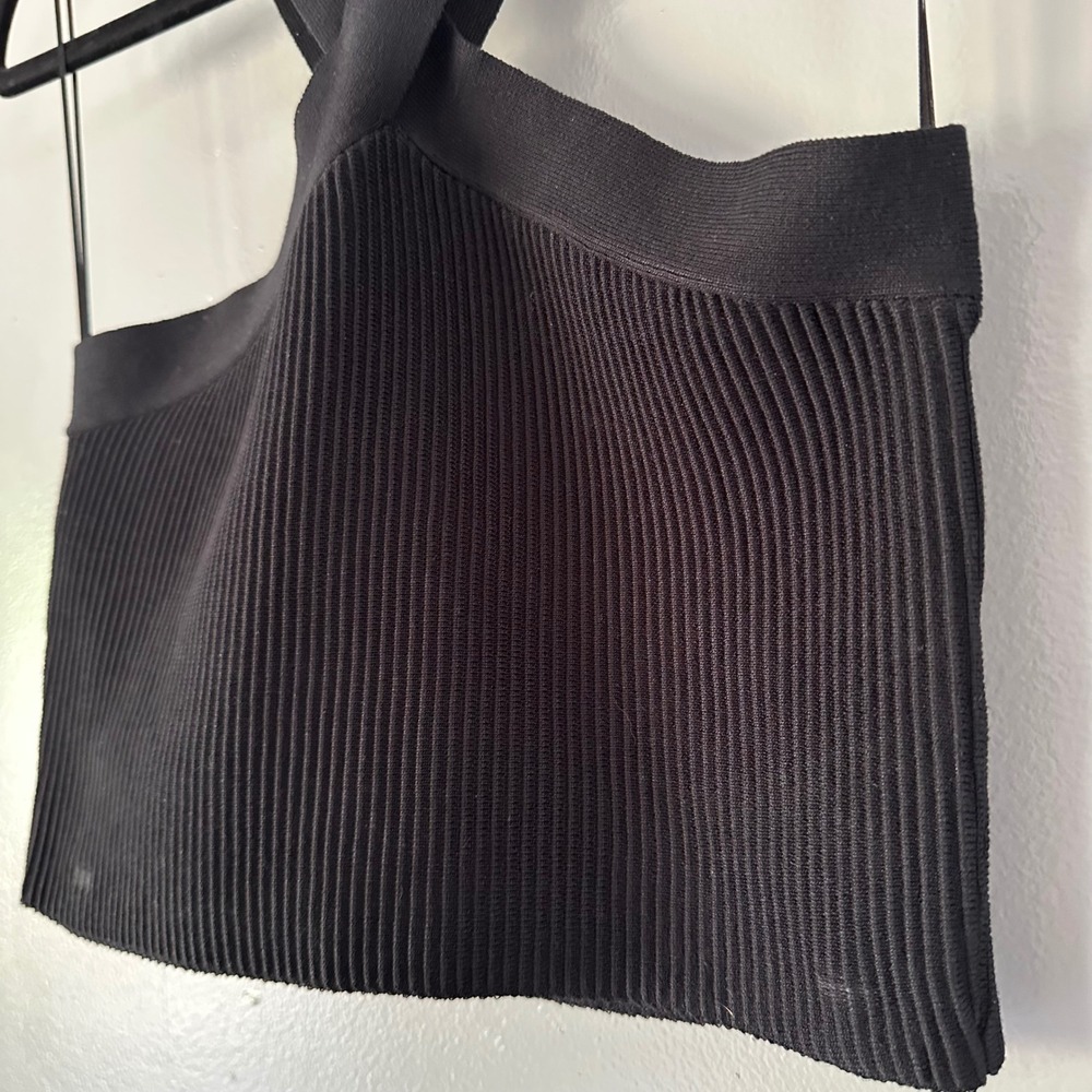 Love Tree Ribbed Crossover Halter Crop Top | Black - Picture 6 of 8